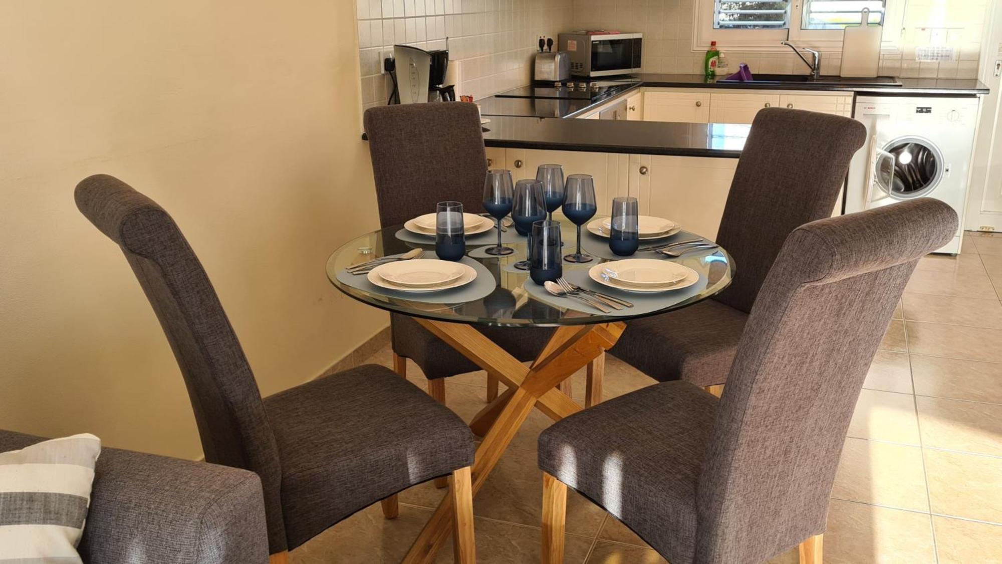 Sun Island Apartments Pafos Dış mekan fotoğraf