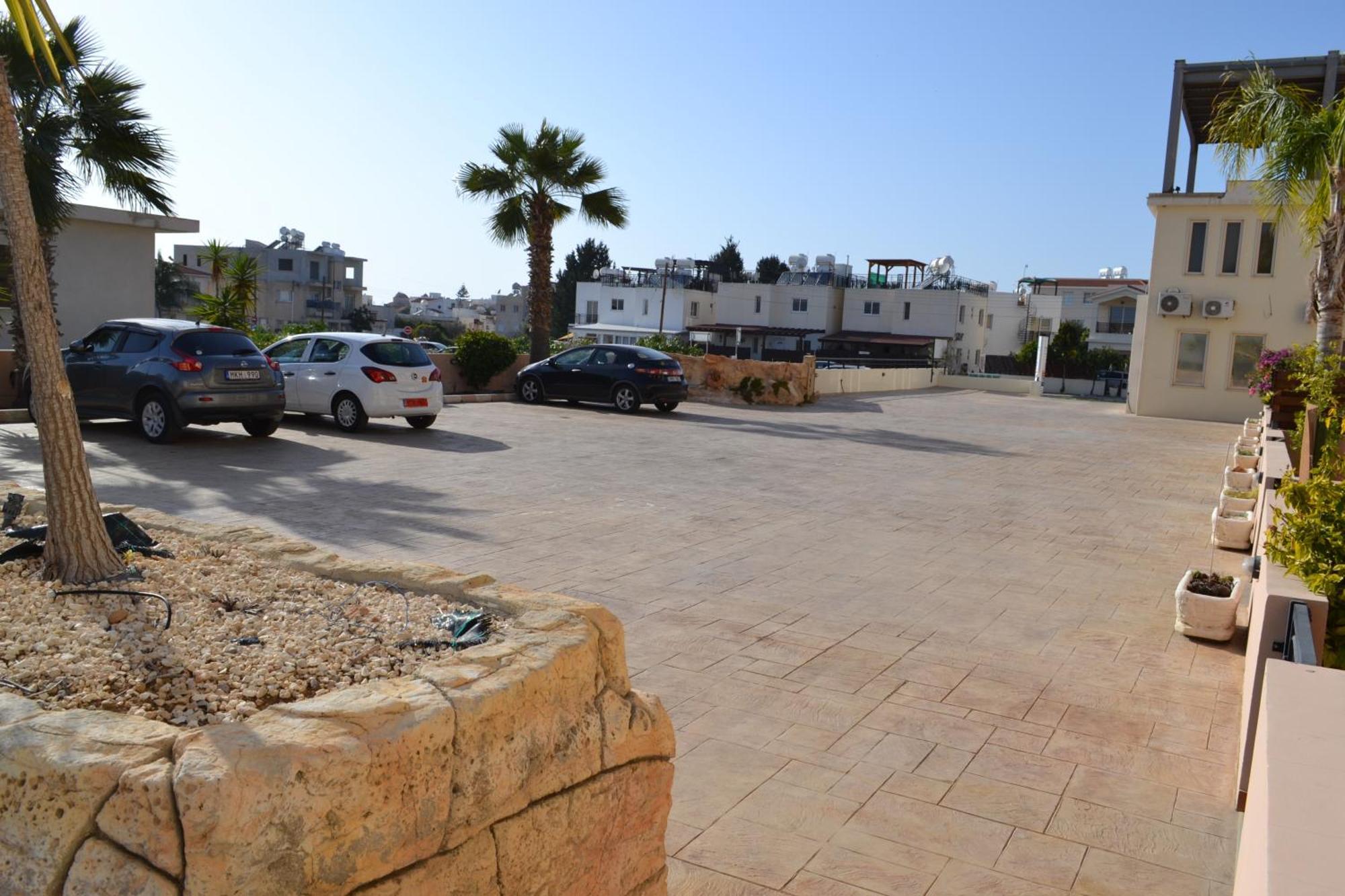 Sun Island Apartments Pafos Dış mekan fotoğraf