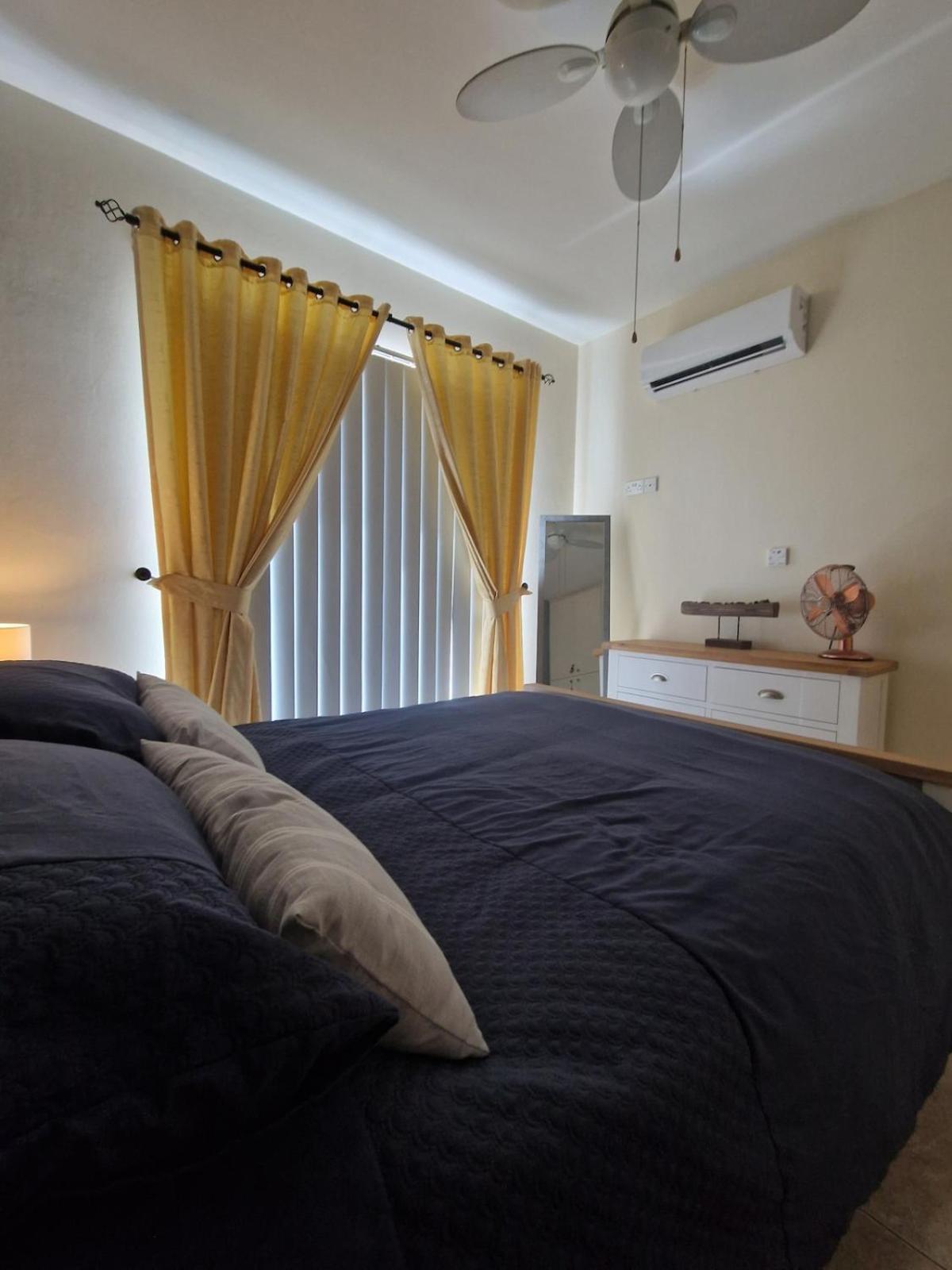 Sun Island Apartments Pafos Dış mekan fotoğraf