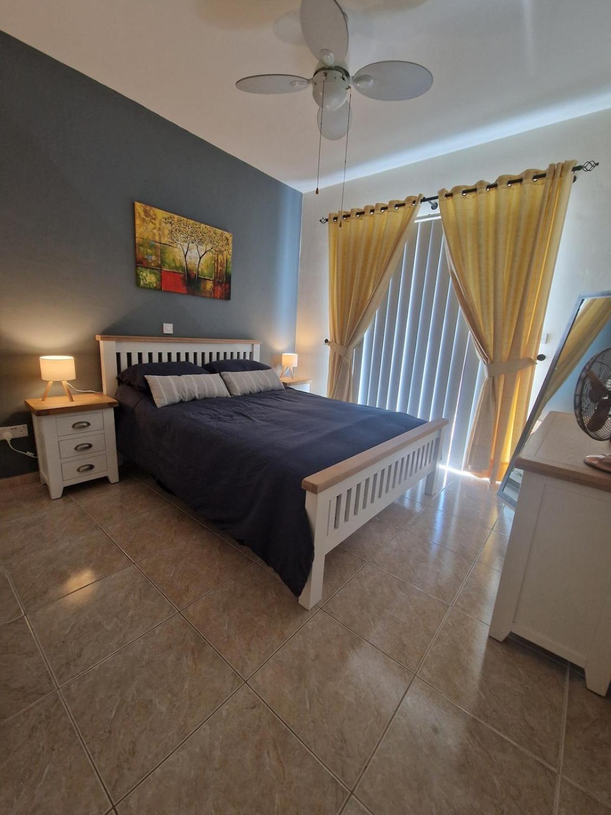 Sun Island Apartments Pafos Dış mekan fotoğraf