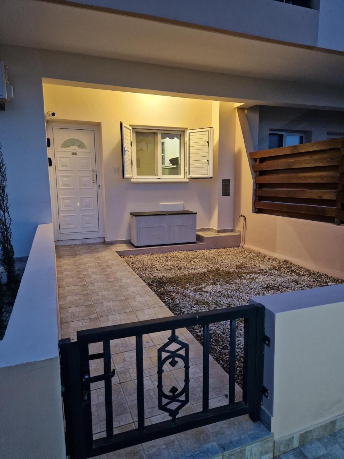 Sun Island Apartments Pafos Dış mekan fotoğraf