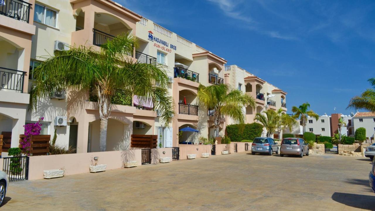 Sun Island Apartments Pafos Dış mekan fotoğraf
