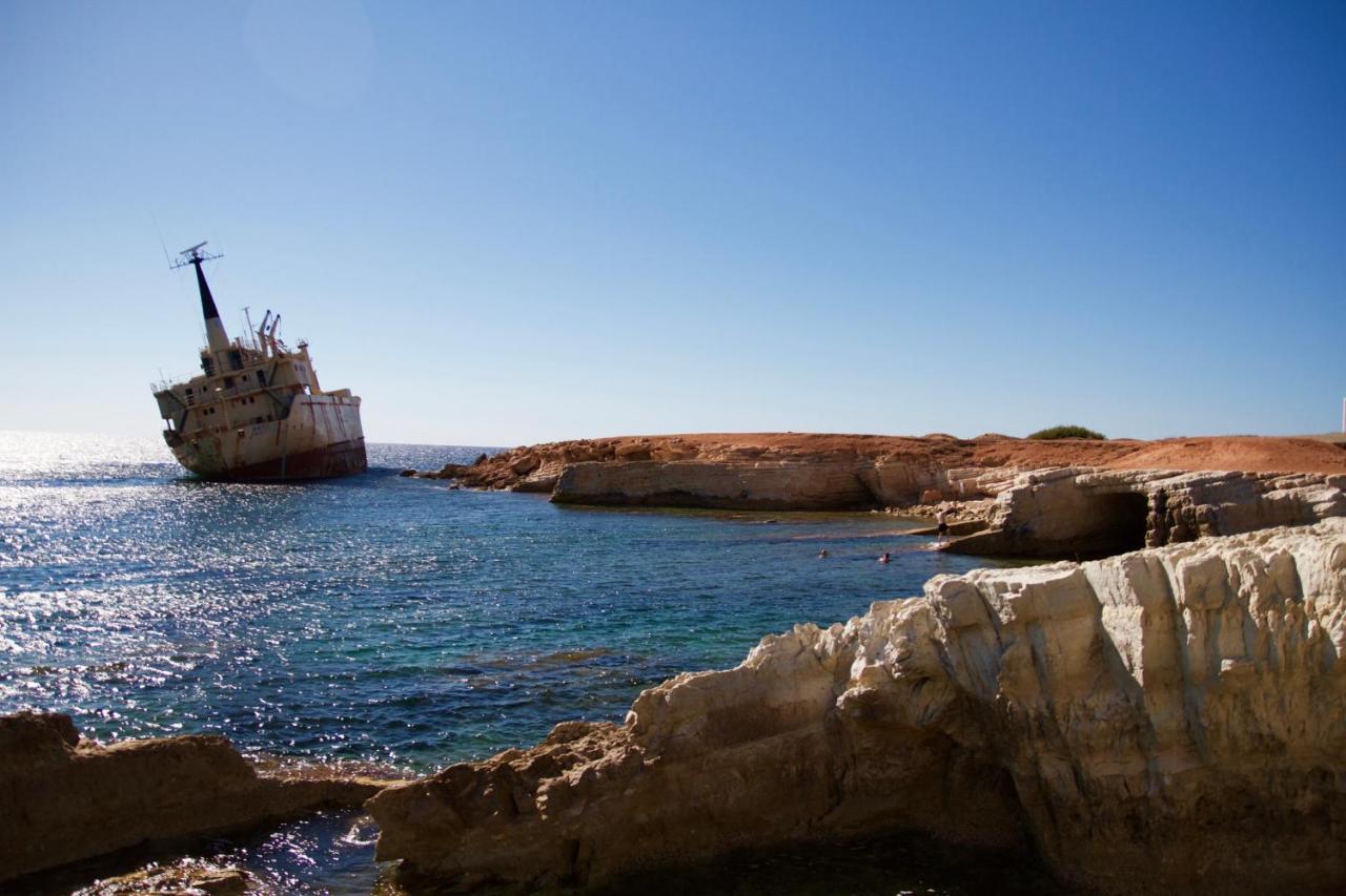 Sun Island Apartments Pafos Dış mekan fotoğraf